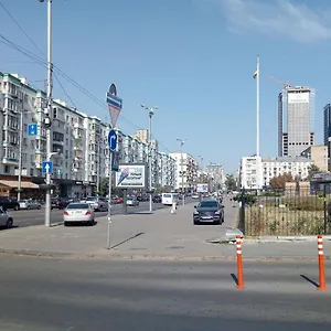двухкомнатная вид на дворец украина Киев